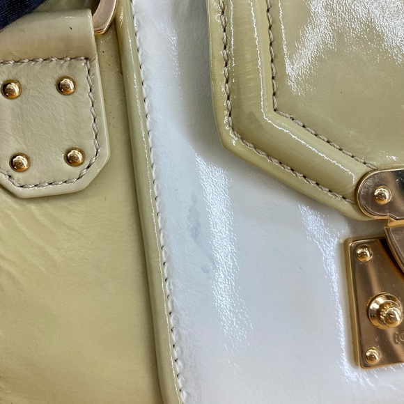 ✈️Sold!LOUIS VUITTON vintage patent mini bag - Picture 10 of 12